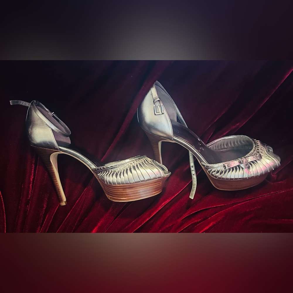 Elegant Silver Guess by Marciano Heels